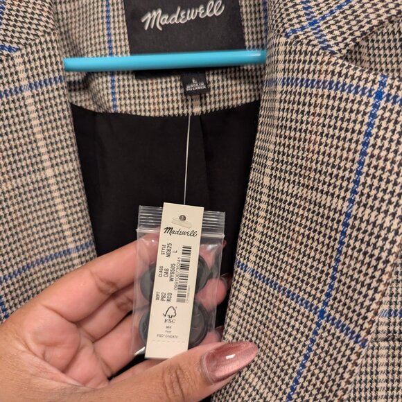 Madewell Caldwell Double-Breasted Blazer in Palmyra Plaid - Picture 4 of 7